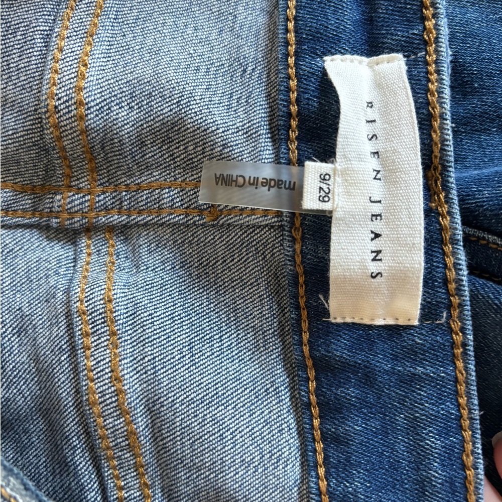 Risen Jeans
